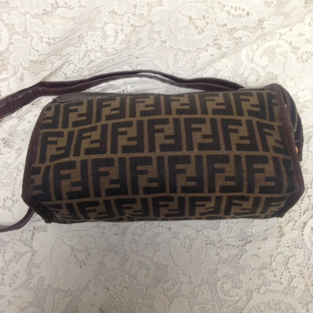 Vintage Fendi Zucca Pouch- Crossbody - Picture 7 of 12
